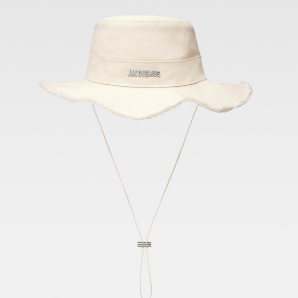 Jacquemus Accessories - Jacquemus Off-White Artichaut Bucket Hat